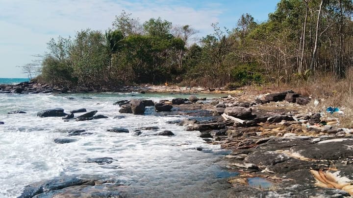 North-East Coast | 1,150 m² Oceanfront, Hard Title