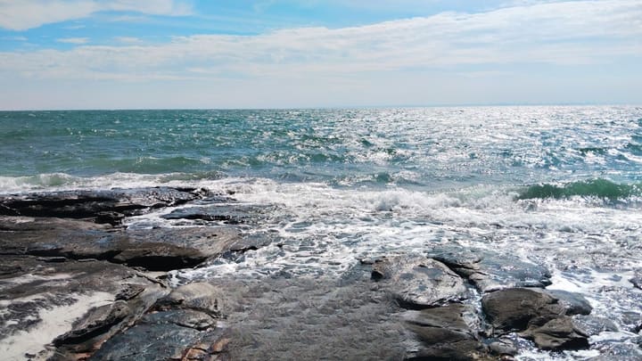 North-East Coast | 1,150 m² Oceanfront, Hard Title