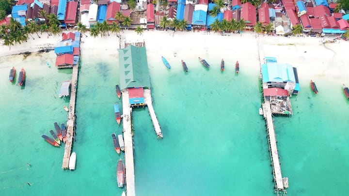 Koh Touch | Beachfront Shophouse, Hard Title
