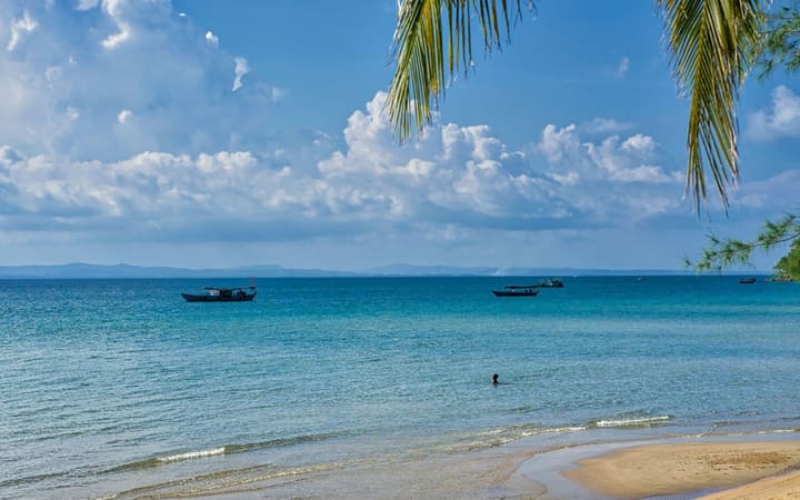 Lonely Beach | 350-Metre Beachfront Estate, Hard Title