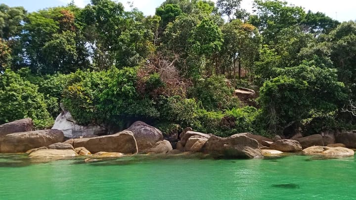Prek Svay | 17,000 m² Beachfront Parcel, Hard Title