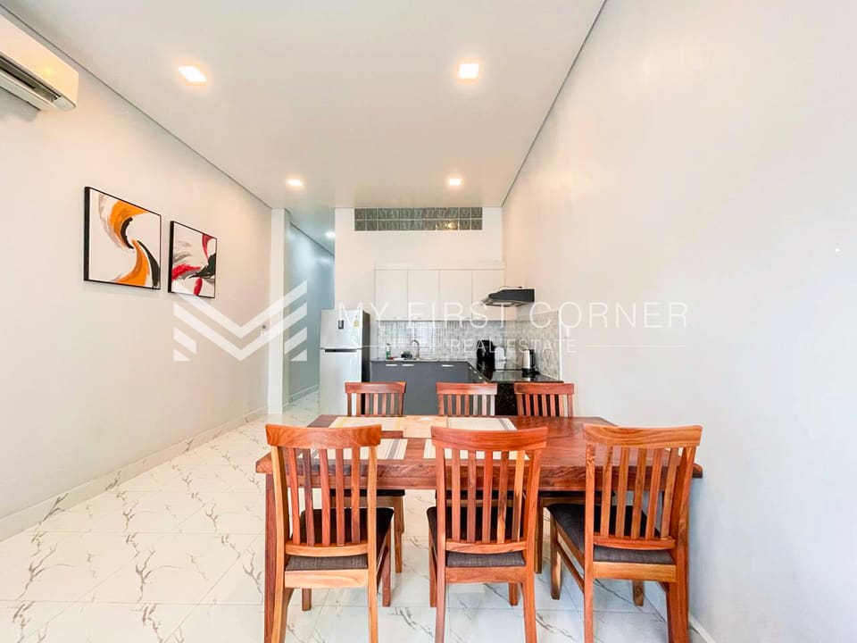 1-bedroom renovated apartment for rent in Daun Penh Area Near Exchange Square