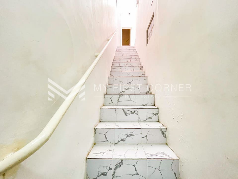 1-bedroom renovated apartment for rent in Daun Penh Area Near Exchange Square