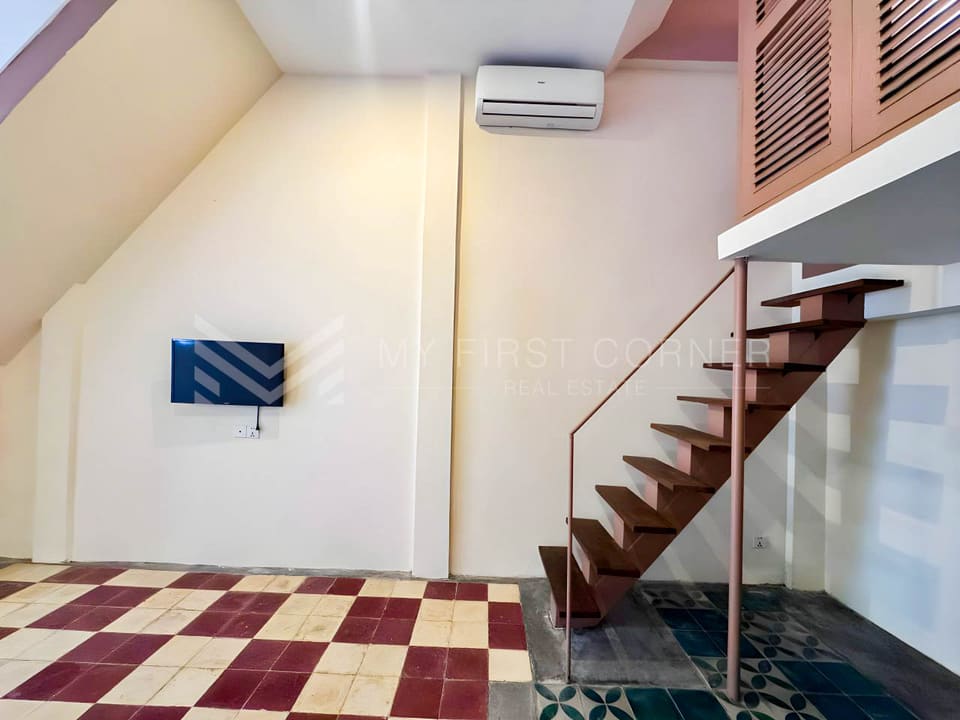 1-bedroom renovated Apartment (Ground Floor Duplex Style) For Rent