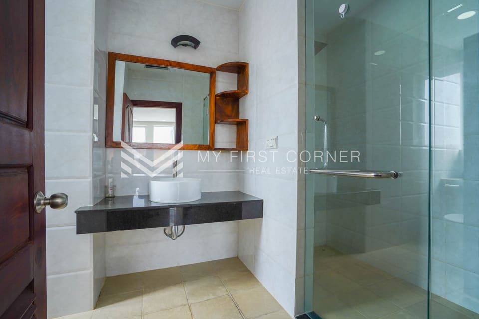 Best Price! 1BR Apartment for Rent – Russain Market