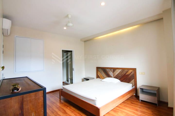 1- bedroom apartment For Rent at Psar Chas Riverside