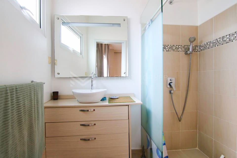 1- bedroom apartment For Rent at Psar Chas Riverside