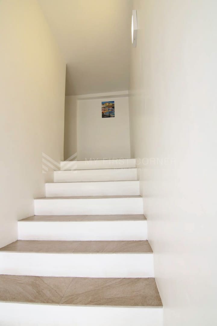 1- bedroom apartment For Rent at Psar Chas Riverside