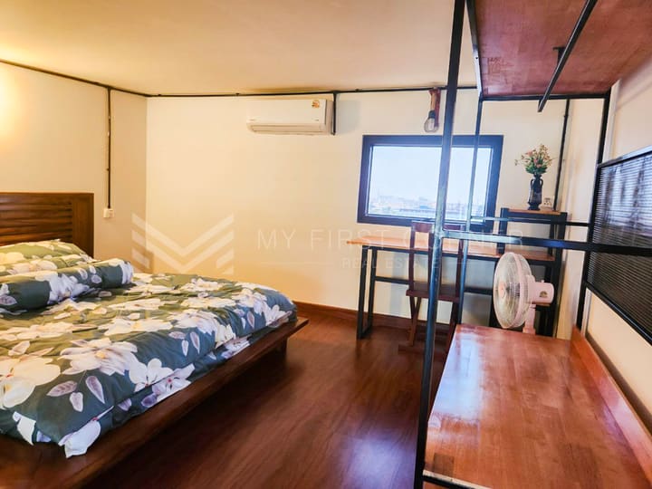 1-Bedroom Duplex For Rent in Chak Angrea Kraom