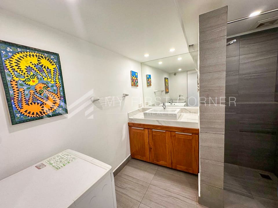 Renovated 1BR Apartment | Daun Penh Riverside