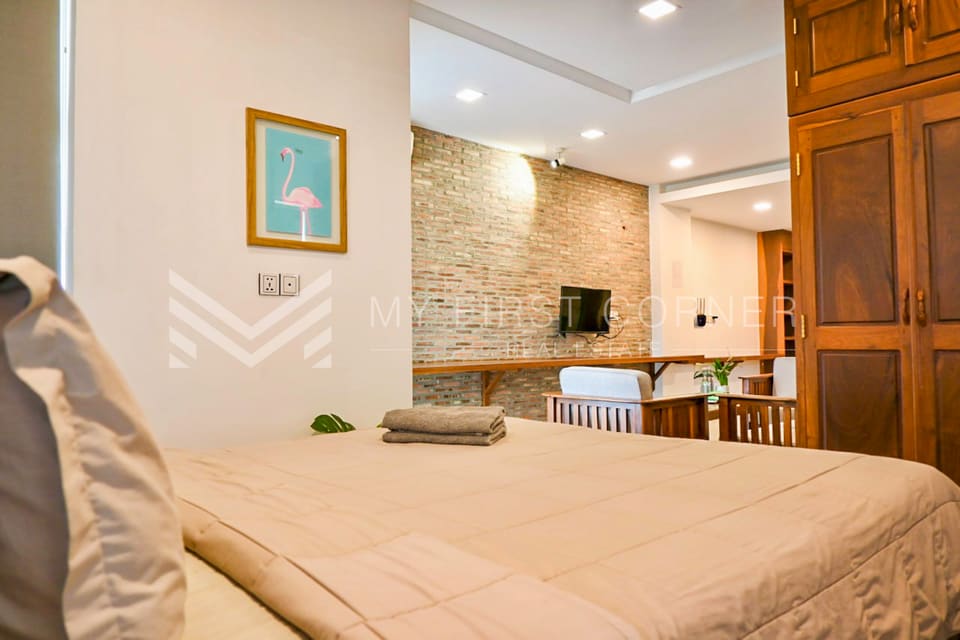 Studio In BKK1 For Rent