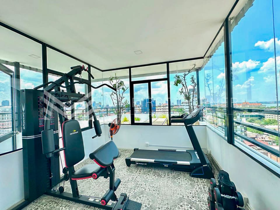 Studio In BKK1 For Rent