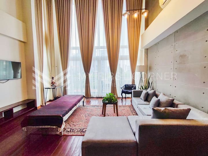 Duplex 1 Bedroom Apartment for Rent l BKK1