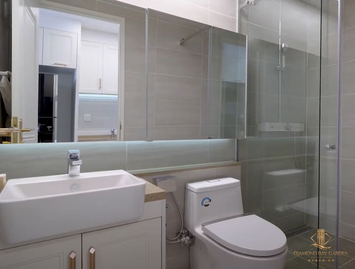 Riverfront Condo for Sale in Diamond Bay