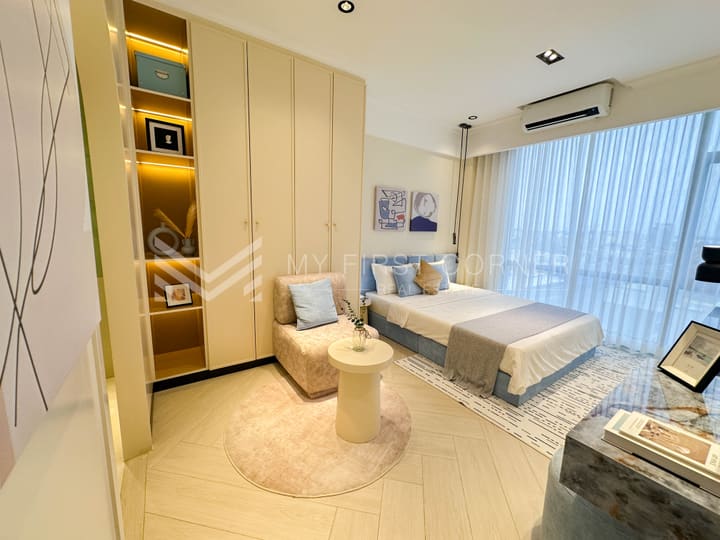 Luxury 1-Bedroom Beachfront | Time Square 10
