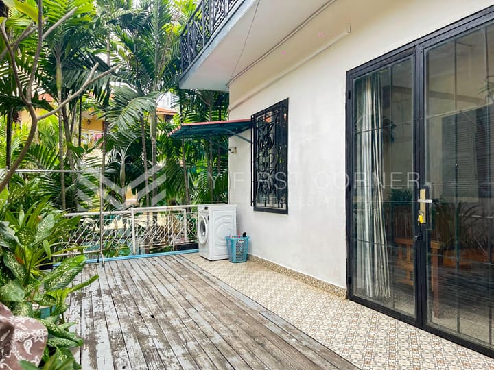 Modern 1-Bedroom Renovated House for Rent in Daun Penh