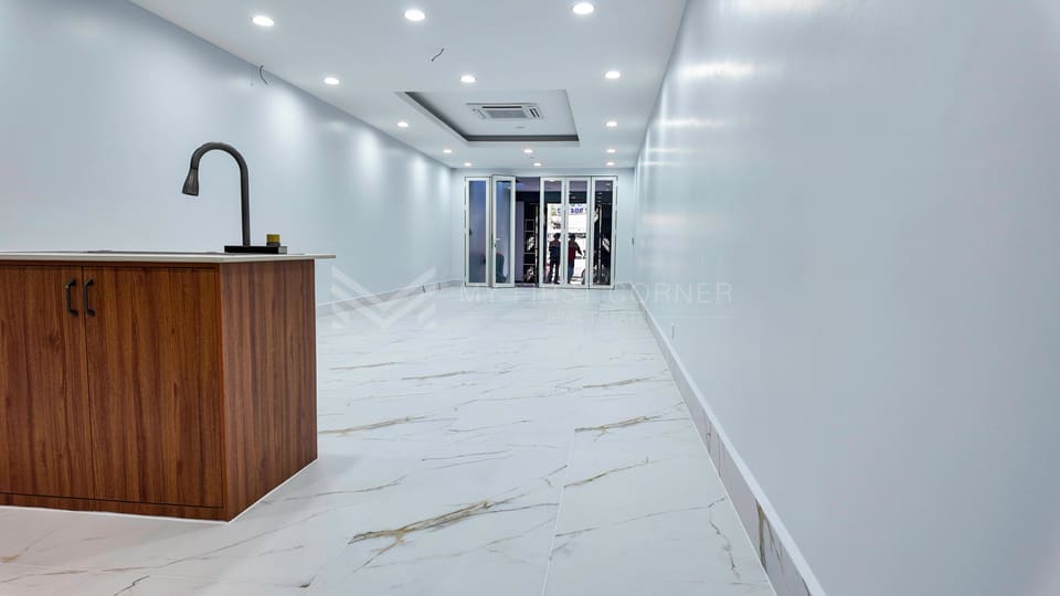 Commercial Building house For rent at BKK1