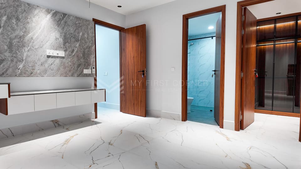 Commercial Building house For rent at BKK1
