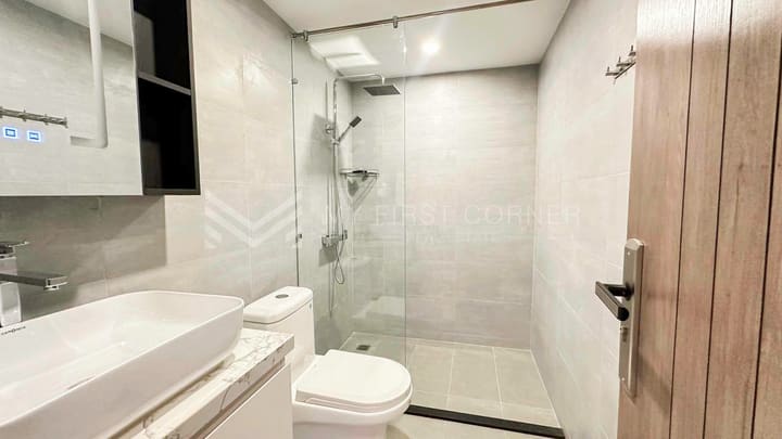 21th floor 3 bedroom duplex for sale in Boeung Trabek Chamkarmorn Phnom Penh