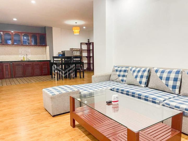 2bedroom apartment for rent in Daun Penh Chaktomuk