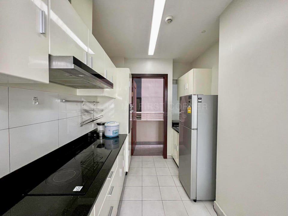 2-bedroom apartment for rent in BKK1