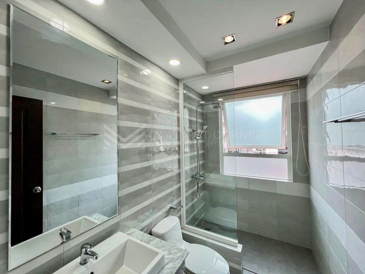 2-bedroom apartment for rent in BKK1