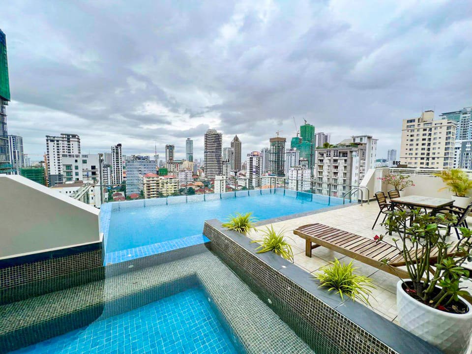 2-bedroom apartment for rent in BKK1