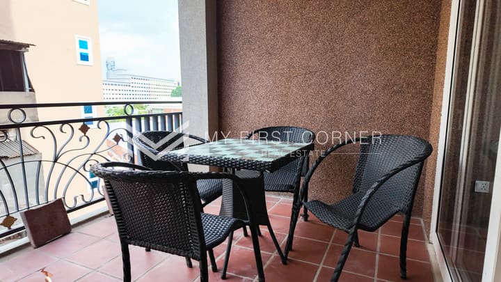 2- Bedroom service apartment in Tonle Bassac For Rent