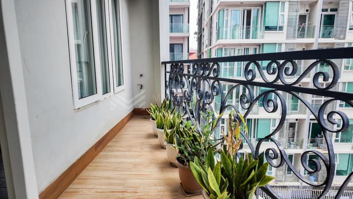 Cozy 2-bedroom apartment for rent in bkk1