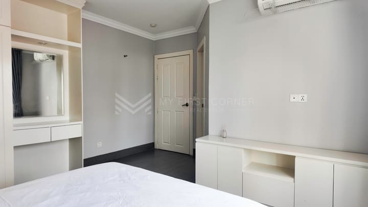 Cozy 2-bedroom apartment for rent in bkk1