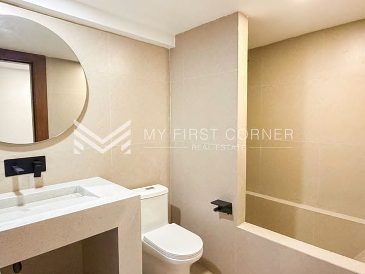 Entrance For Duplex 2-Bedroom For Rent -Near Riverside