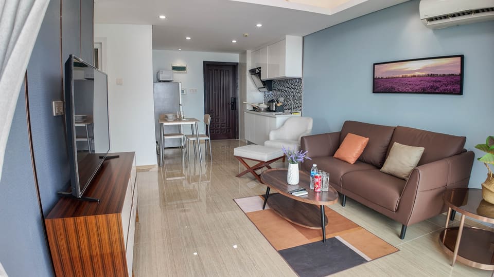 Phnom Penh 2BR Apartment for Rent – Great Location in Tonle Bassac

