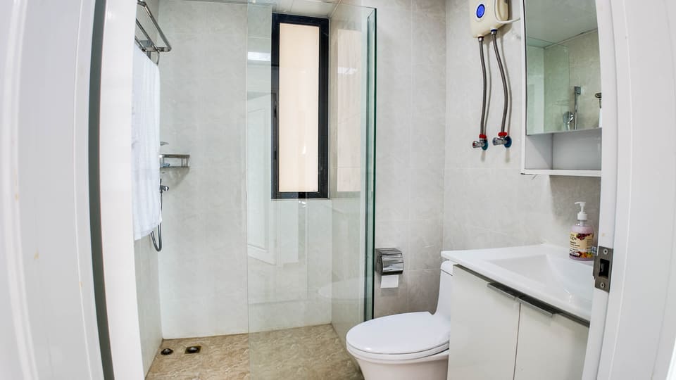 Phnom Penh 2BR Apartment for Rent – Great Location in Tonle Bassac