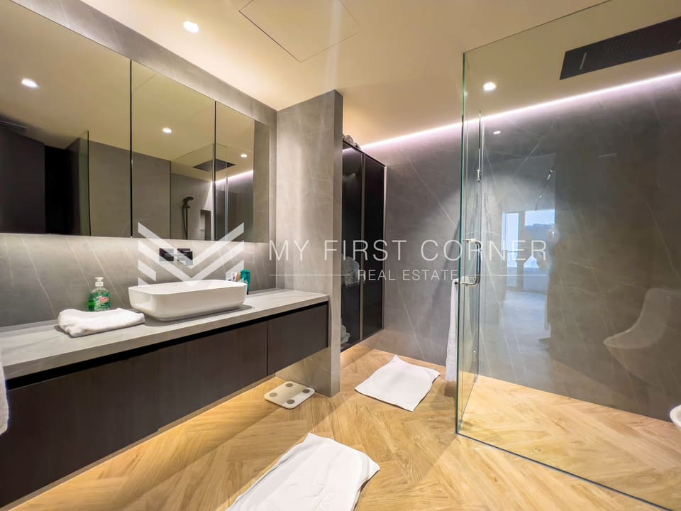 Luxury Penthouse 2 -bedroom for Rent