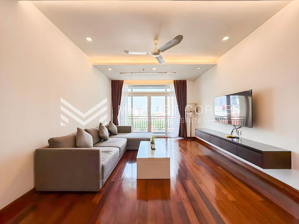 2- Bedroom Apartment For Rent in Bkk1
