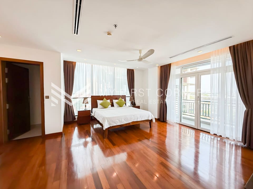 2- Bedroom Apartment For Rent in Bkk1