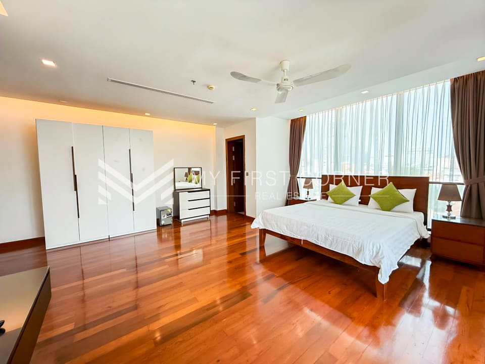 2- Bedroom Apartment For Rent in Bkk1