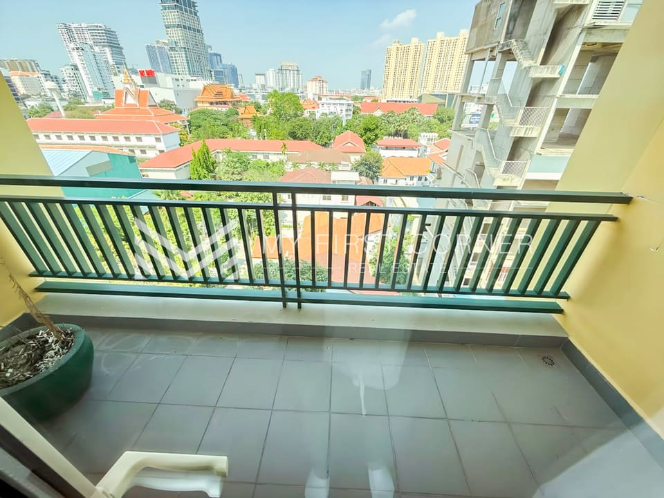 2- Bedroom Apartment For Rent in Bkk1