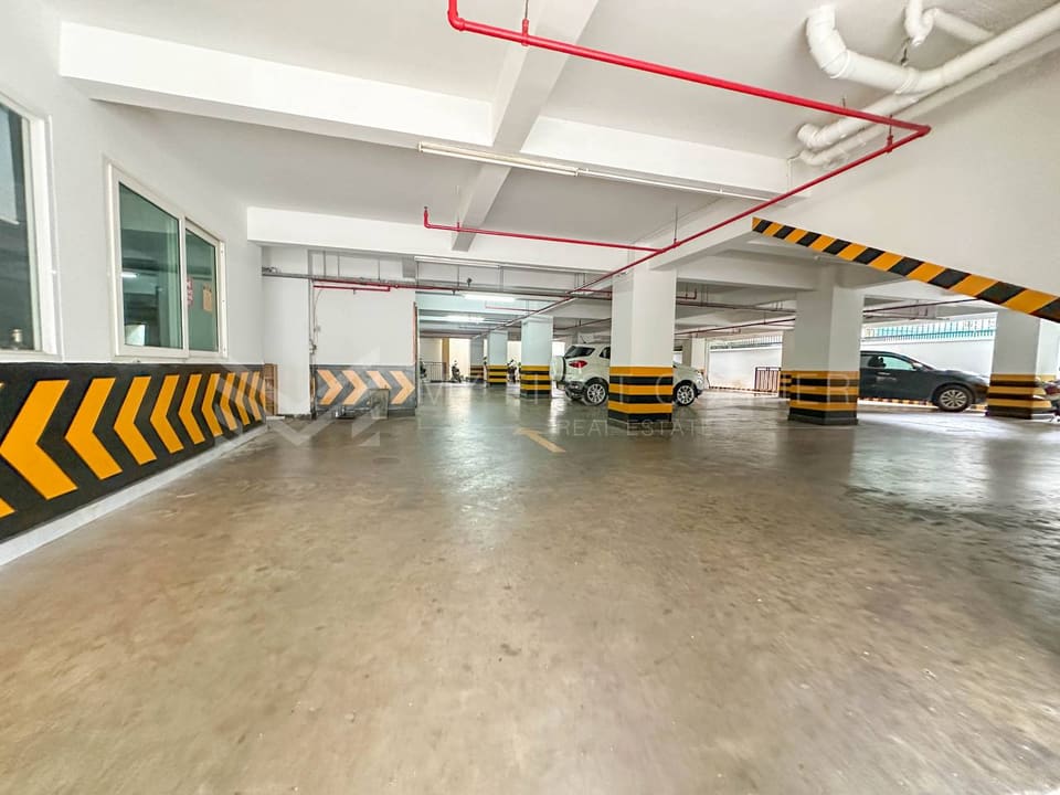 2- Bedroom Apartment For Rent in Bkk1