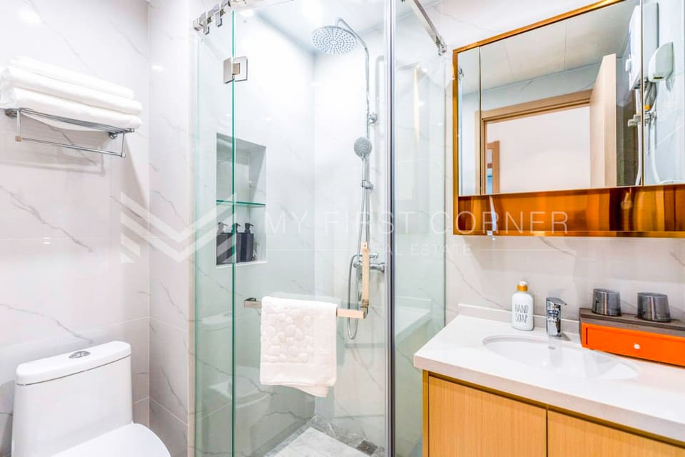 Luxury Serviced 2 bedrooms Apartment l Chroy Chongvar
