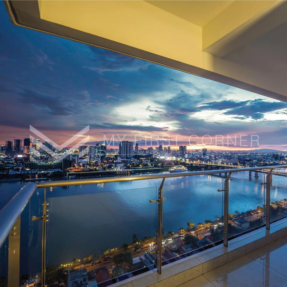 Luxury Serviced 2 bedrooms Apartment l Chroy Chongvar