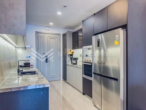 Luxury 2-Bedroom Apartment For Rent in BKK1