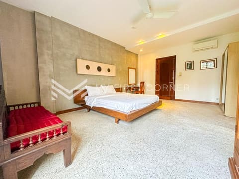 2-Bedroom Renovated house for Rent in BKK1