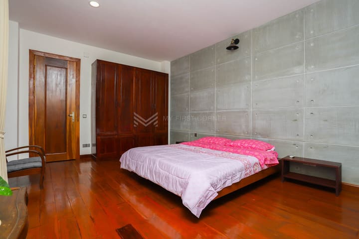 Spacious 2-Bedroom Apartment for Rent – BKK1