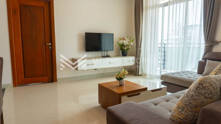 2BR Apartment in BKK3 – Infinity Pool, Gym For Rent
