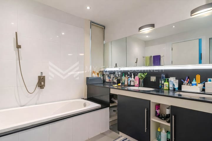 2-Badroom renovated house for Sale on street63 in BKK1