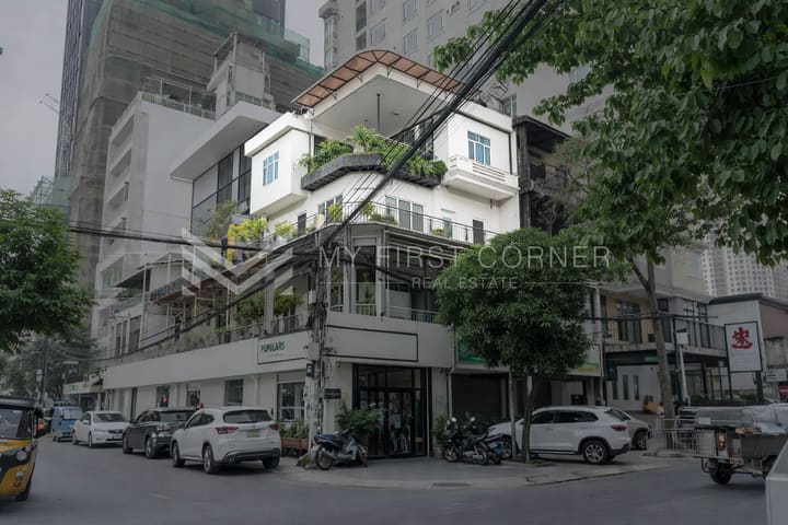 2-Badroom renovated house for Sale on street63 in BKK1