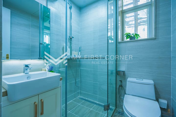 Spacious 2-Bedroom Condo with Panoramic River Views