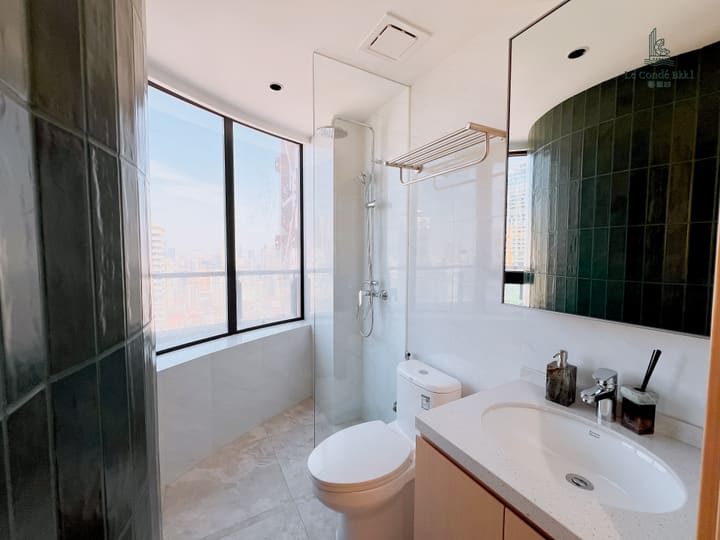 Spacious 2-Bedroom Condo for Sale in Le Condé BKK1
