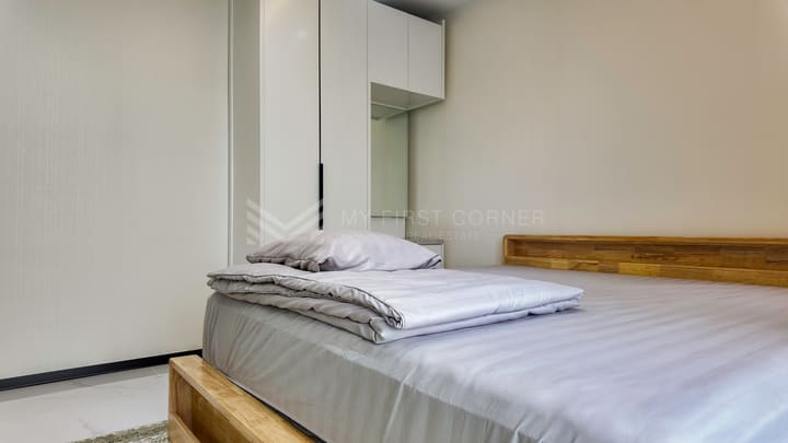 2-bedroom Riverfront at Diamond Bay Garden for Rent